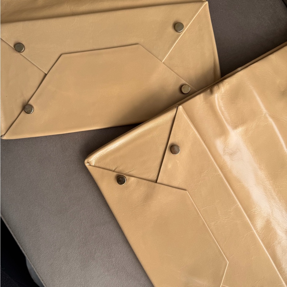 Mango Tan Leather Fold-Over Clutch Duo - Picture 3 of 5